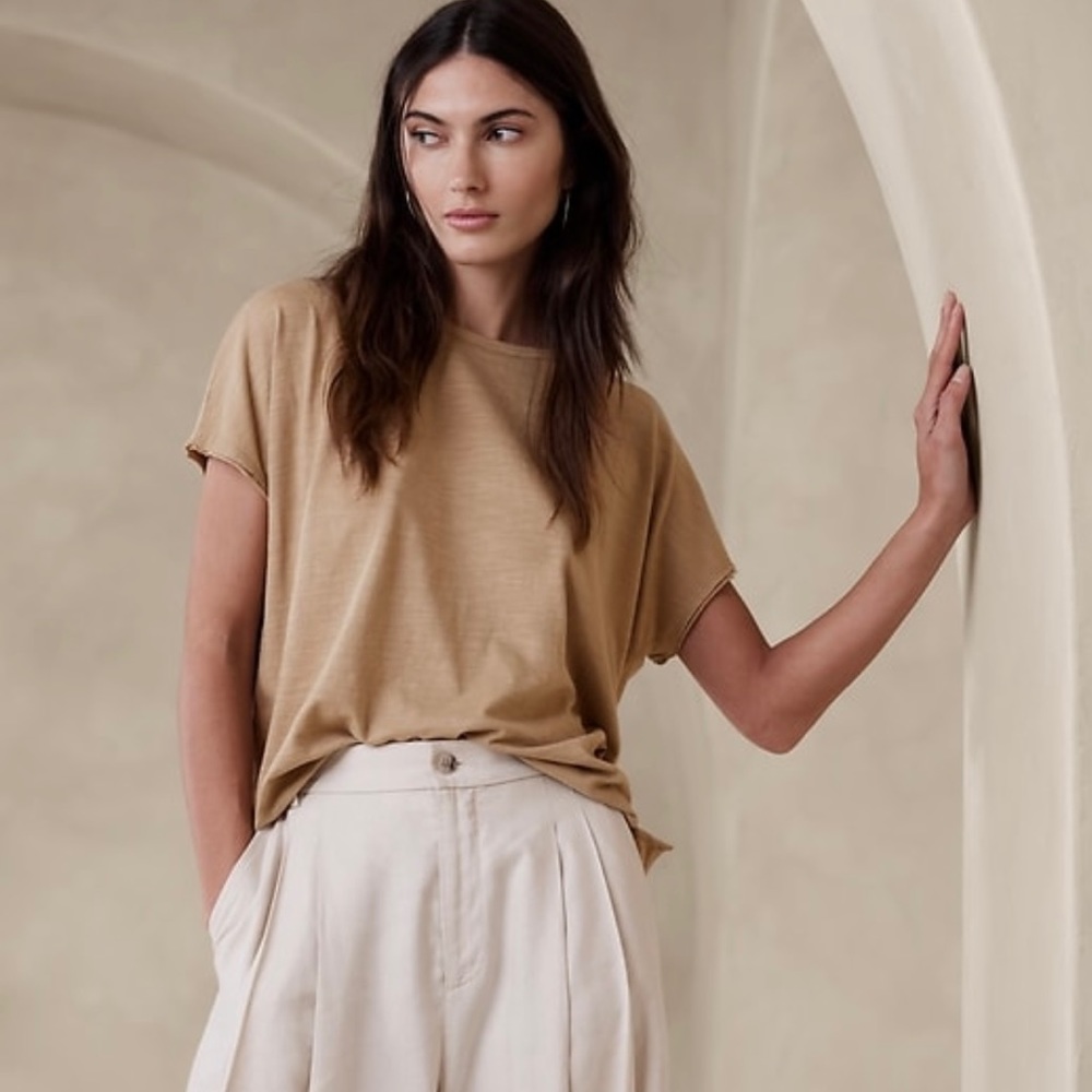 Banana Republic NWT Slub Tee